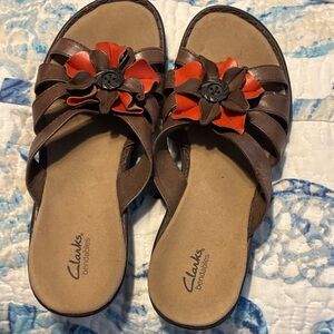 Clarks Women's Sandals with Brown and Red Floral Accents